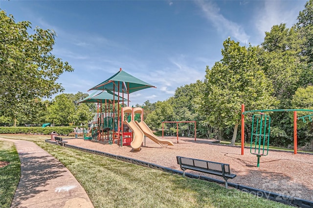 10080 Paisley Dr, Charlotte, NC 28269 - photo 37