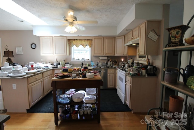 1477 Taylorsville Rd SE, Lenoir, NC 28645 - photo 12