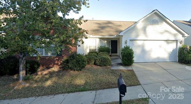 7004 Paddle Wheel Ln, Indian Trail, NC 28079 - photo 1