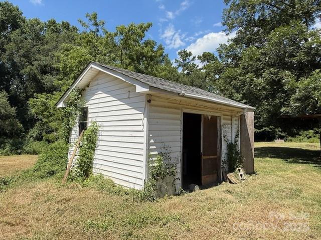 322 Pinkney Rd, Dallas, NC 28034 - photo 14