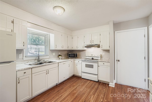 8606 Beechbrooke Rd, Charlotte, NC 28227 - photo 14