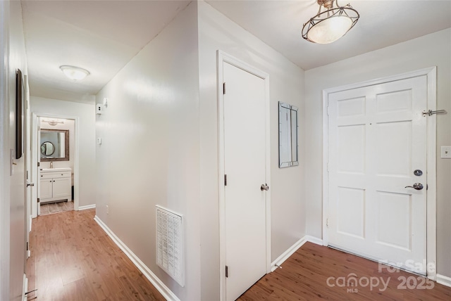 8606 Beechbrooke Rd, Charlotte, NC 28227 - photo 24