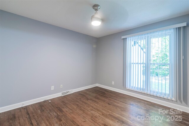 3331 Erskine Dr, Charlotte, NC 28205 - photo 5