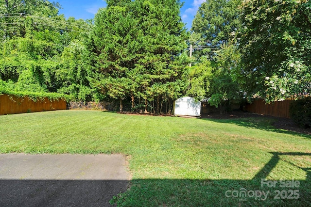 4816 Fairheath Rd, Charlotte, NC 28210 - photo 33
