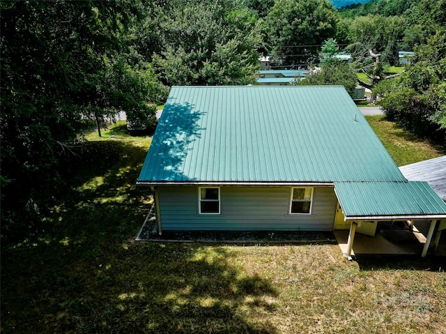 111 Kenneth Cooper Rd, Whittier, NC 28789 - photo 9