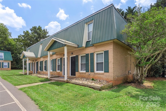 310 W Catawba Ave, Mount Holly, NC 28120 - photo 2