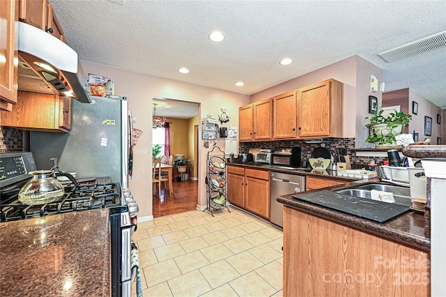 12015 Chantress Ln, Charlotte, NC 28215 - photo 2