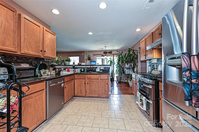 12015 Chantress Ln, Charlotte, NC 28215 - photo 3
