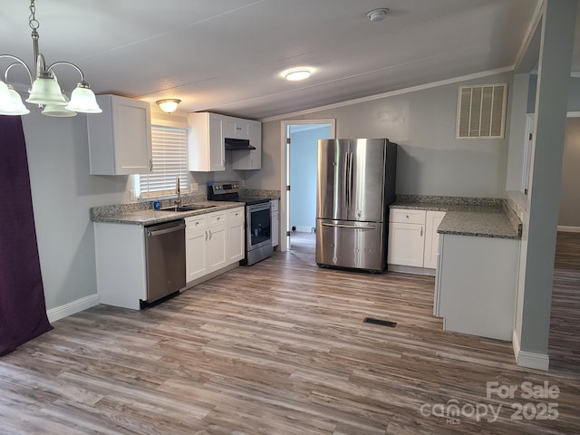 1098 Remington Dr, Conover, NC 28613 - photo 3