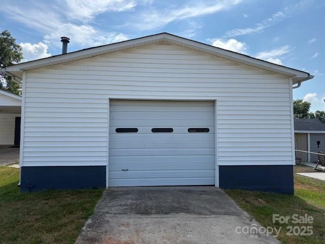 110 N Davis St, Dallas, NC 28034 - photo 3