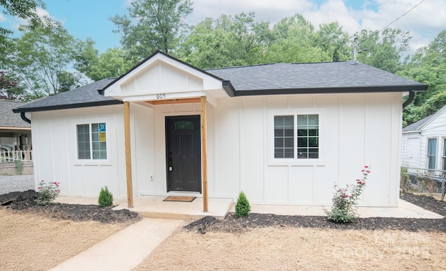 605 Vance St NW, Lenoir, NC 28645 - photo 1