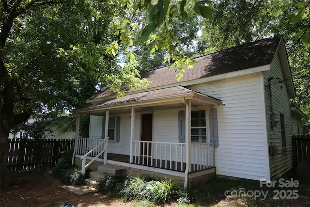 334 D St, Lincolnton, NC 28092 - photo 1