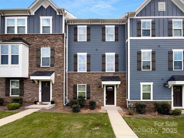 10632 Overlook Mountain Dr, Charlotte, NC 28216 - photo 1