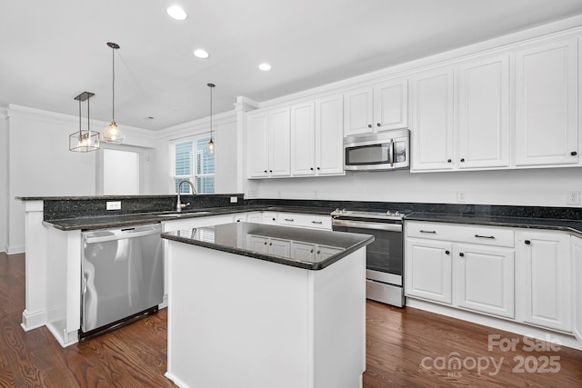 713 E 8th St, Charlotte, NC 28202 - photo 7