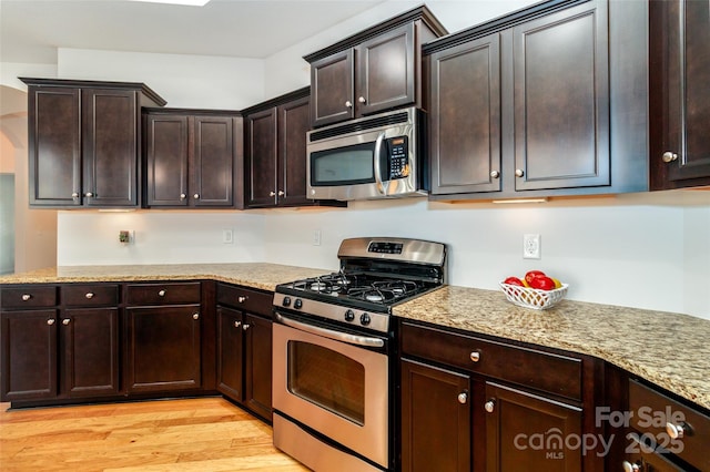 4423 Parkgate Dr, Matthews, NC 28105 - photo 8