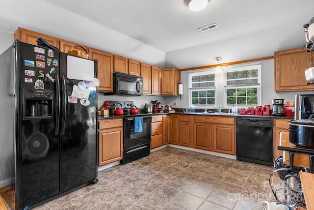 70 Grove St, Marion, NC 28752 - photo 5