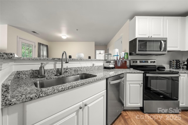 9909 Campus Walk Ln, Charlotte, NC 28262 - photo 10