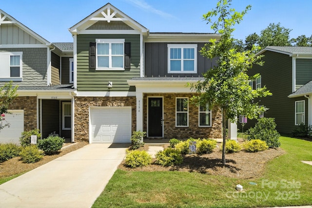 8156 Merryvale Ln, Charlotte, NC 28214 - photo 1