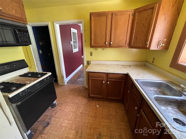 1026 Sylvan Blvd, Hendersonville, NC 28791 - photo 7