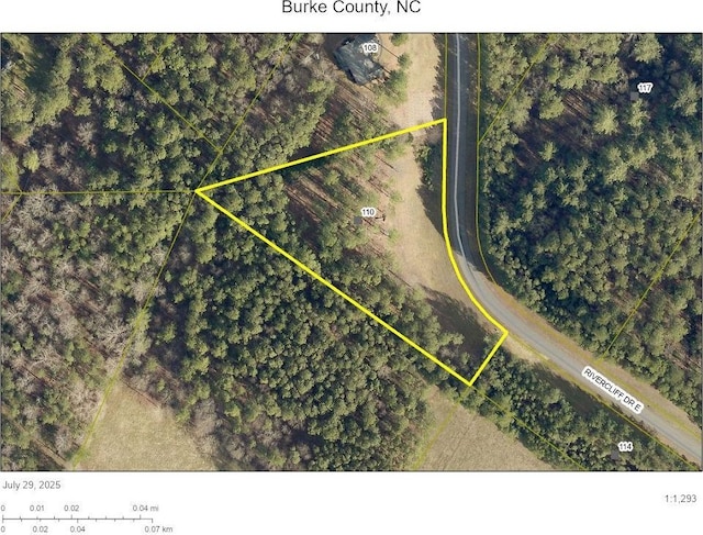 110 Rivercliff Dr E, Connelly Springs, NC 28612 - photo 2