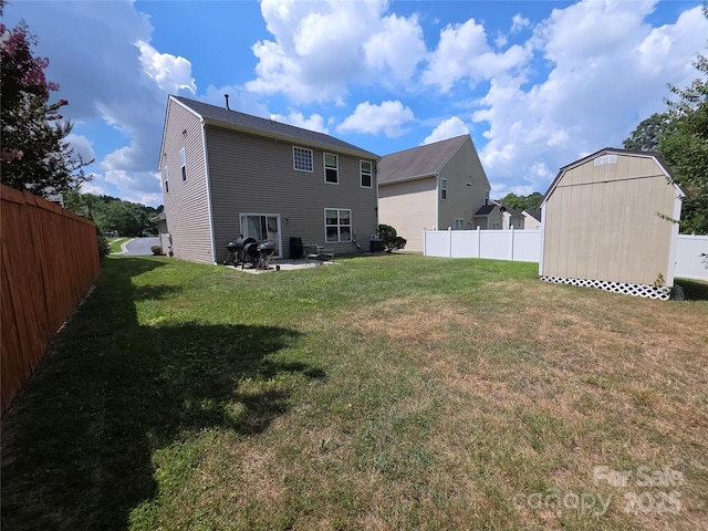 3042 Ernest Russell Ct, Charlotte, NC 28269 - photo 16