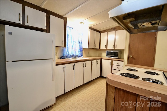 305 Sexton St, Kannapolis, NC 28081 - photo 14