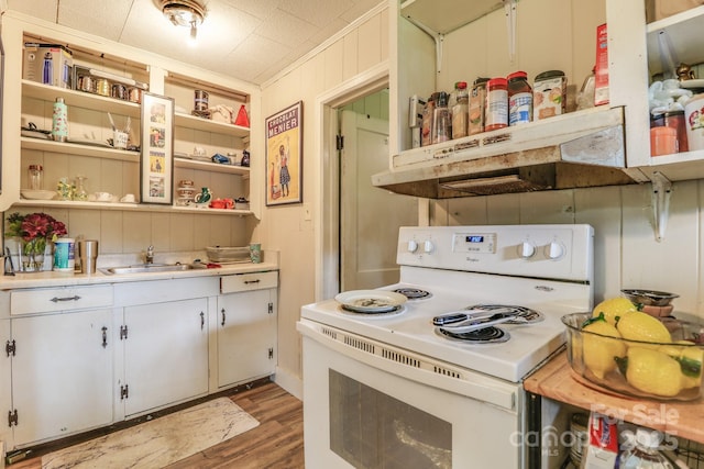 417 E Patterson St, Hendersonville, NC 28739 - photo 7