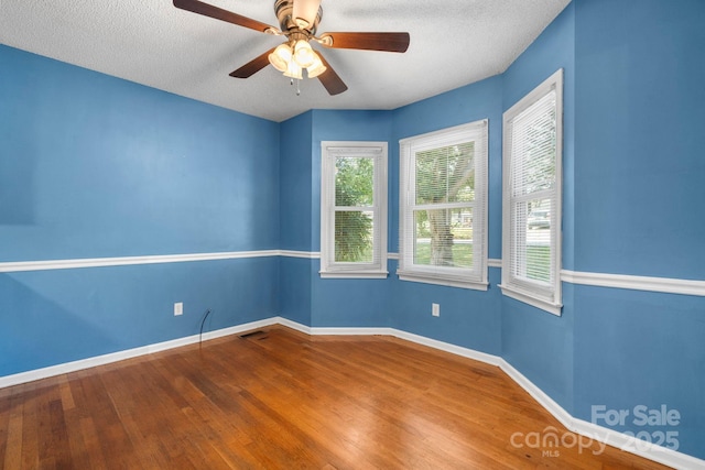 1776 Castlewood Ct, Hickory, NC 28602 - photo 14