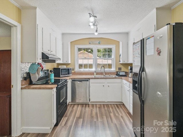 8128 Blairtree Ct, Charlotte, NC 28227 - photo 17