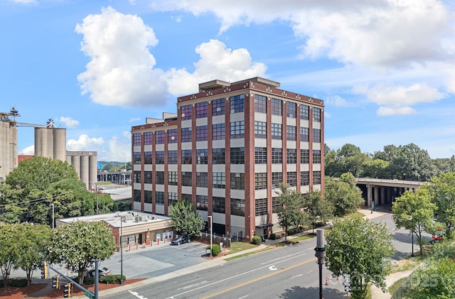 715 N Graham St Unit 310, Charlotte, NC 28202 - photo 18