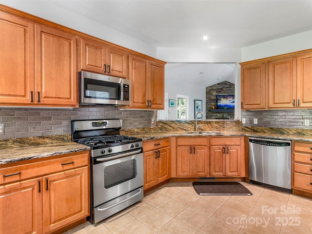 547 Pinnacle Peak Ln, Flat Rock, NC 28731 - photo 14