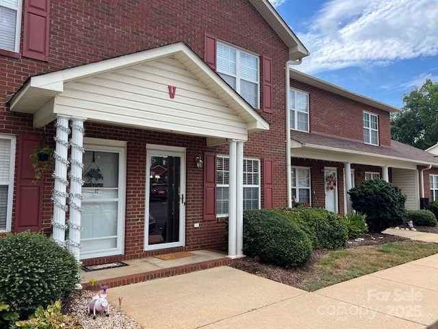 102 Brandywine Dr NE, Conover, NC 28613 - photo 1
