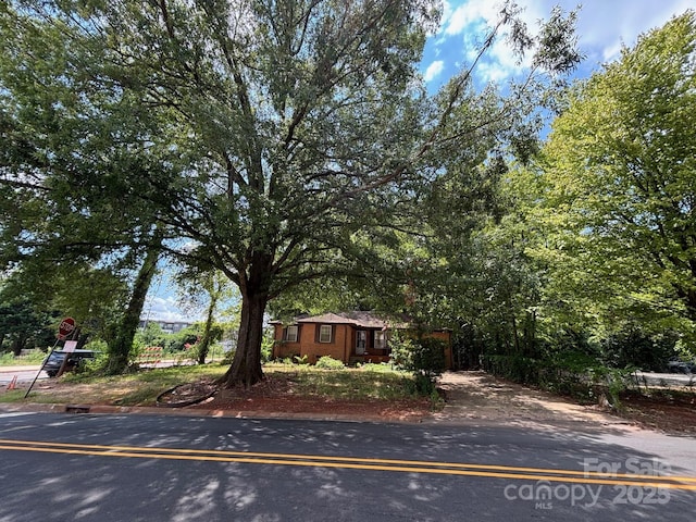 134 Hartford Ave, Charlotte, NC 28209 - photo 6