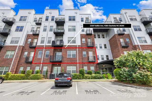 2338 Yadkin Ave Unit 205, Charlotte, NC 28205 - photo 29