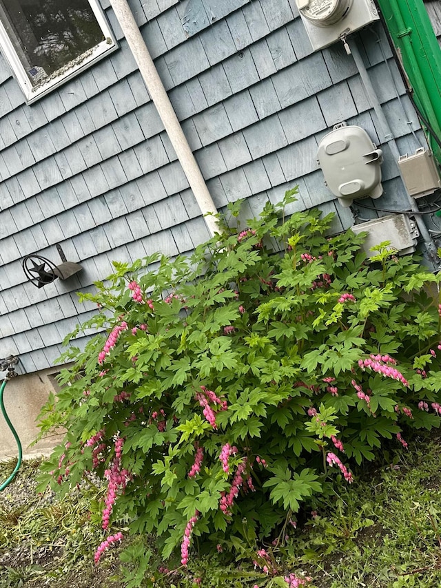 491 W Main St, Waldoboro, ME 04572 - exterior view