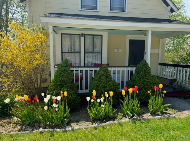 24 Glidden St, Waldoboro, ME 04572 - property entrance featuring covered porch