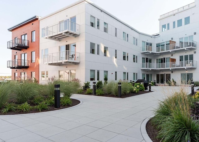 387 Commercial St Unit 615, Portland, ME 04101 - view of apartment building / complex