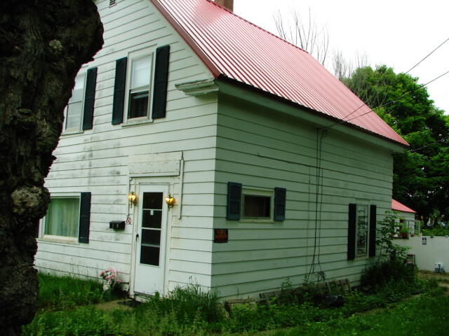 view of side of home