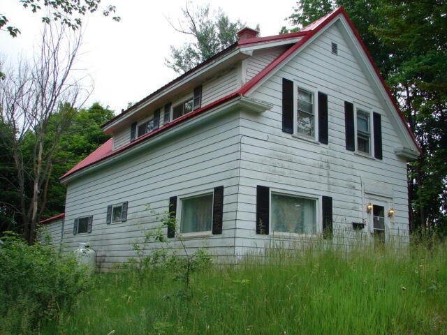 view of home's exterior