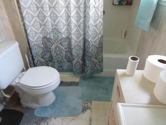 full bathroom with shower / tub combo with curtain, tile flooring, toilet, and vanity