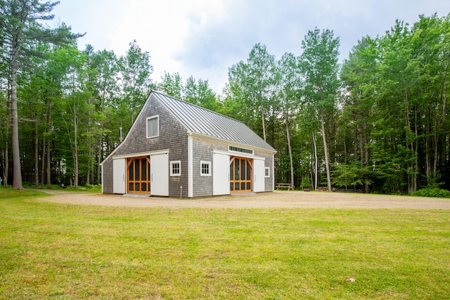 exterior space with a yard