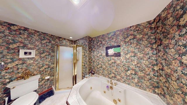 full bathroom featuring a stall shower, a tub with jets, toilet, and wallpapered walls