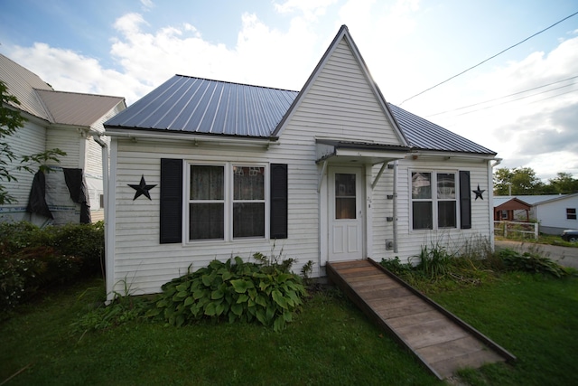 26 Smyrna St, Houlton, ME 04730 - photo 8