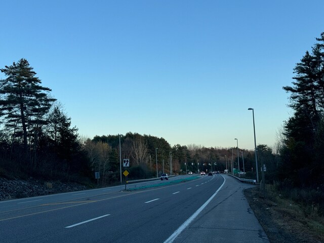 450 W River Rd, Augusta, ME 04330
