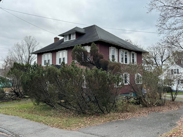 view of property exterior