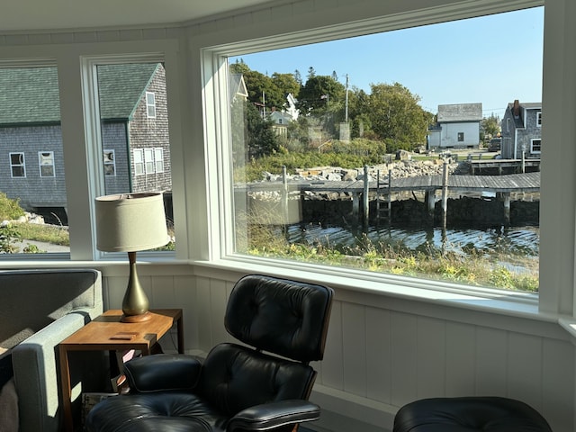 27 Clamshell Aly, Vinalhaven, ME 04863 - living area with a decorative wall