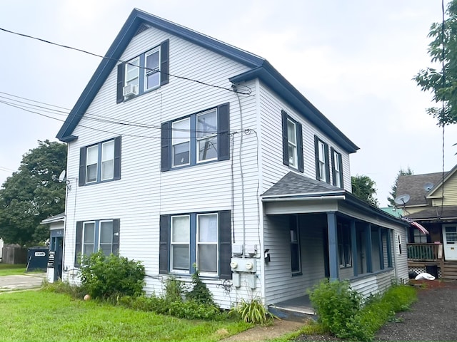 view of front of house