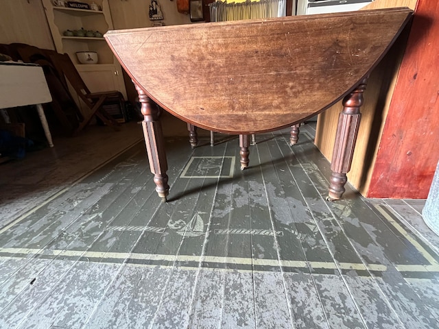 room details featuring dark wood-type flooring