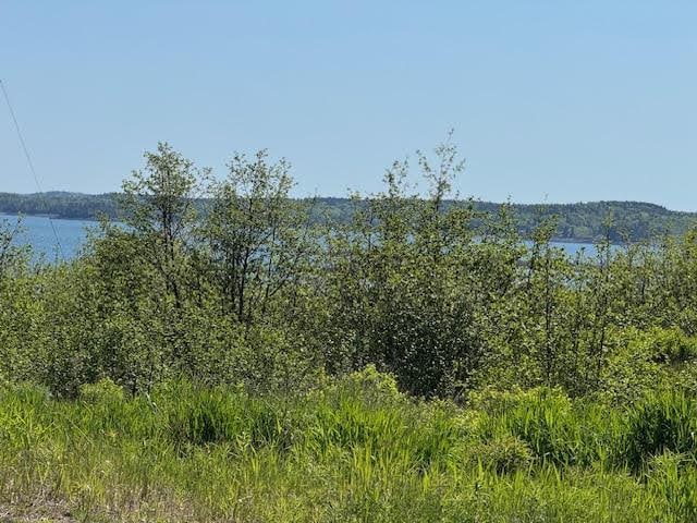 7 Deep Cove Rd, Eastport, ME 04631