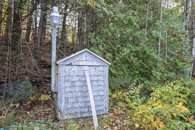 view of outdoor structure